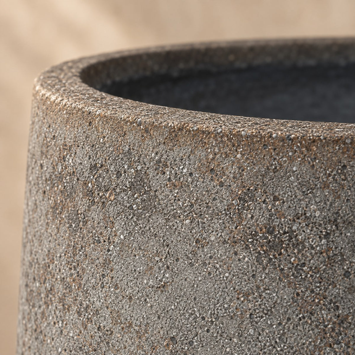 Pot Harith M Diorite Gris D42 x H38 38cm - ø42, détail de la surface
