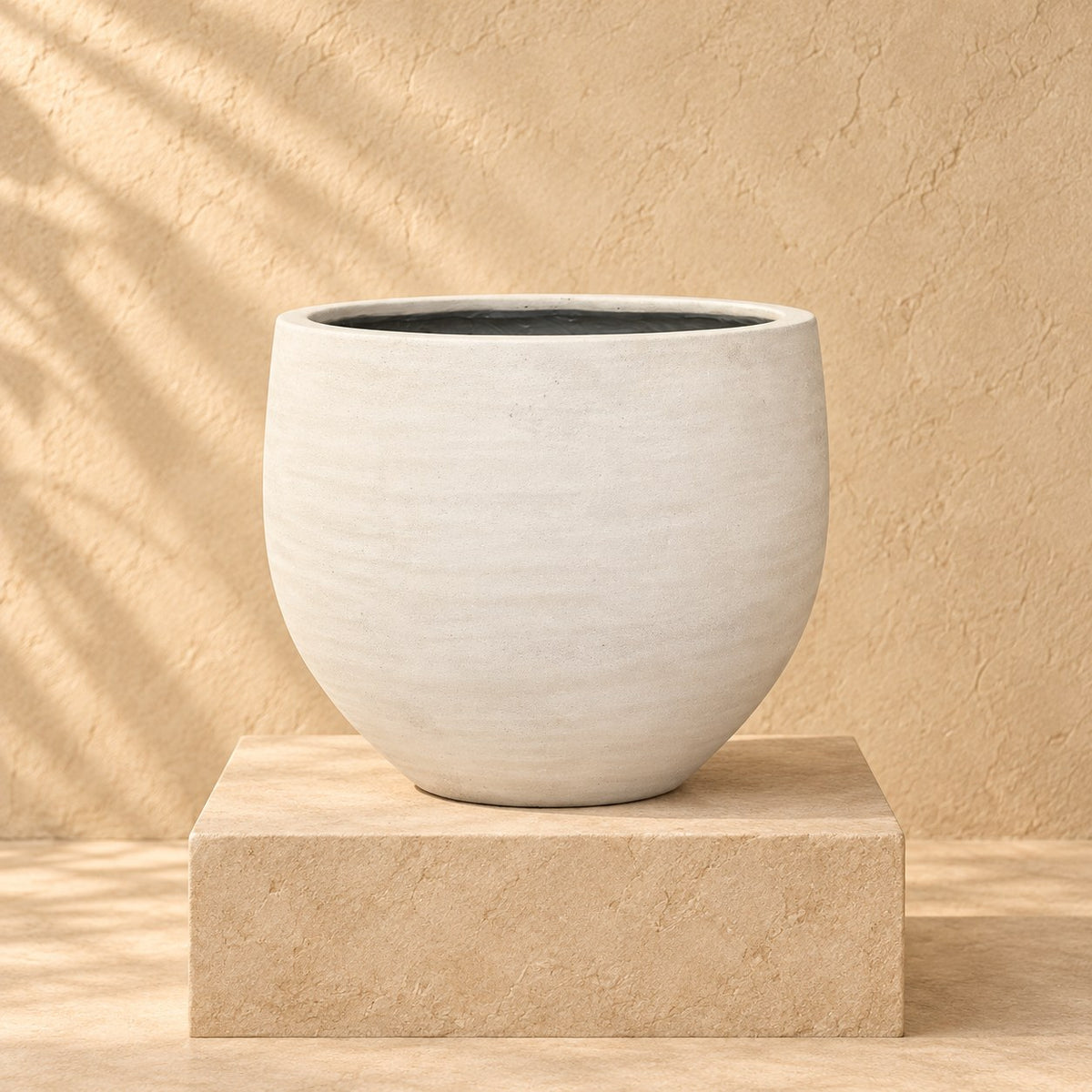 Pot décoratif Orb Ivoire Washed Ø53 x H45 cm